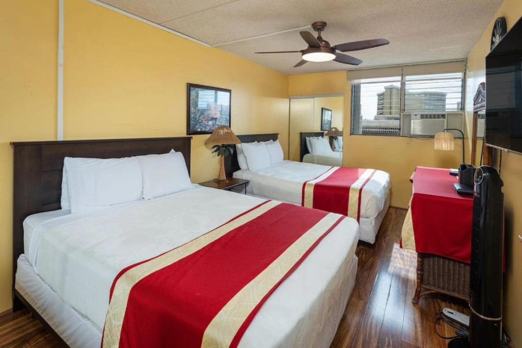 Heart Of Waikiki,1Bdrm,Free Parking, Wifi,No Resort Fees,Youtube,Netflix ! Honolulu Eksteriør bilde