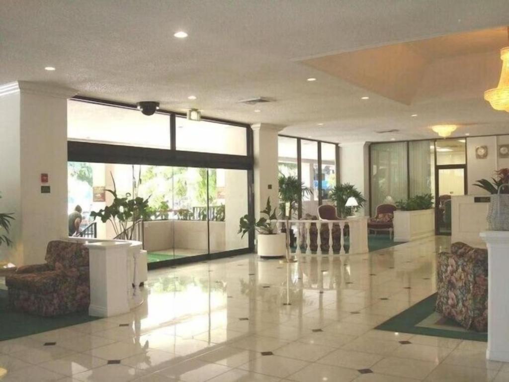 Heart Of Waikiki,1Bdrm,Free Parking, Wifi,No Resort Fees,Youtube,Netflix ! Honolulu Eksteriør bilde