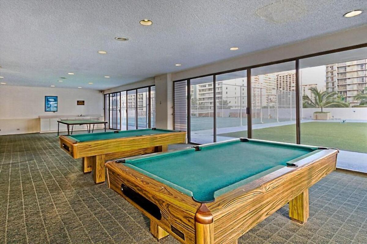 Heart Of Waikiki,1Bdrm,Free Parking, Wifi,No Resort Fees,Youtube,Netflix ! Honolulu Eksteriør bilde