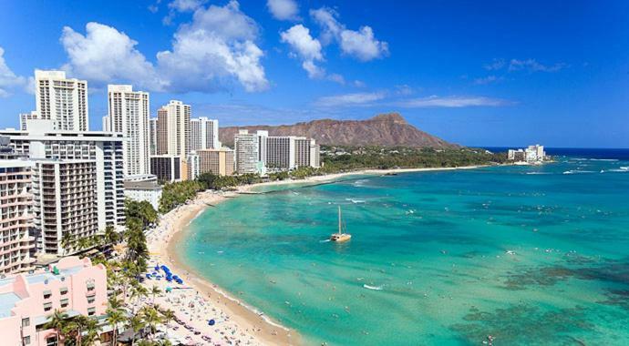 Heart Of Waikiki,1Bdrm,Free Parking, Wifi,No Resort Fees,Youtube,Netflix ! Honolulu Eksteriør bilde