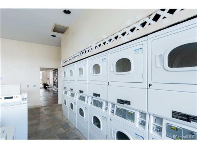 Heart Of Waikiki,1Bdrm,Free Parking, Wifi,No Resort Fees,Youtube,Netflix ! Honolulu Eksteriør bilde